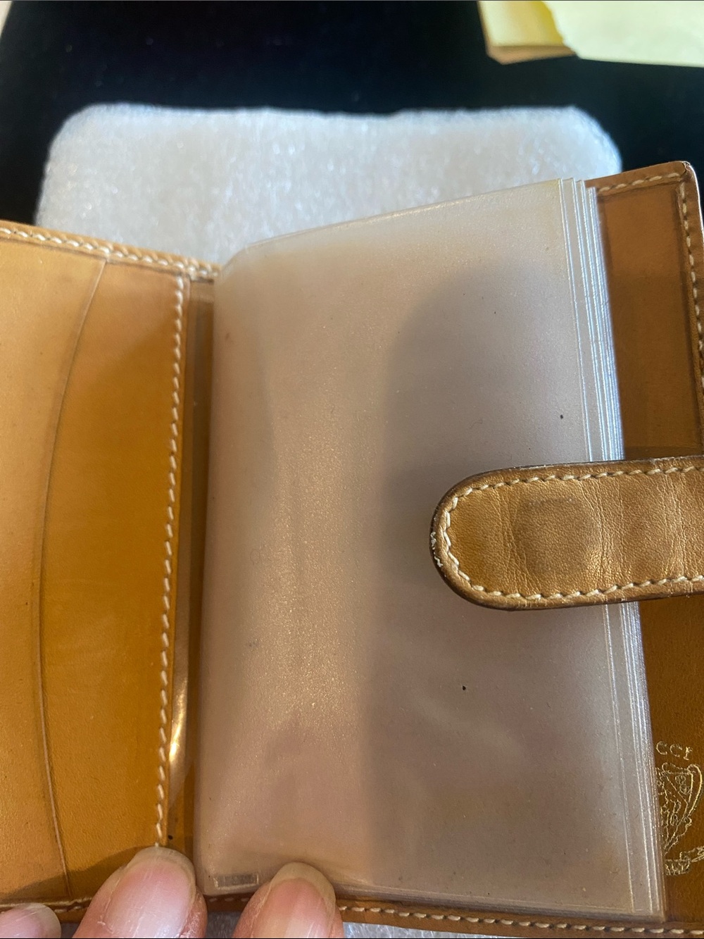 Vintage Gucci Tan/Brown GG Monogram Card/Photo Holder with Gold Hardware - Picture 6 of 7